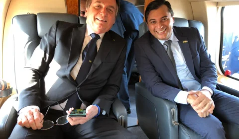 “Amazônia é estratégia para o Brasil. O mundo tá de olho aqui”, diz Bolsonaro em sobrevoo com Wilson Lima no Distrito Industrial