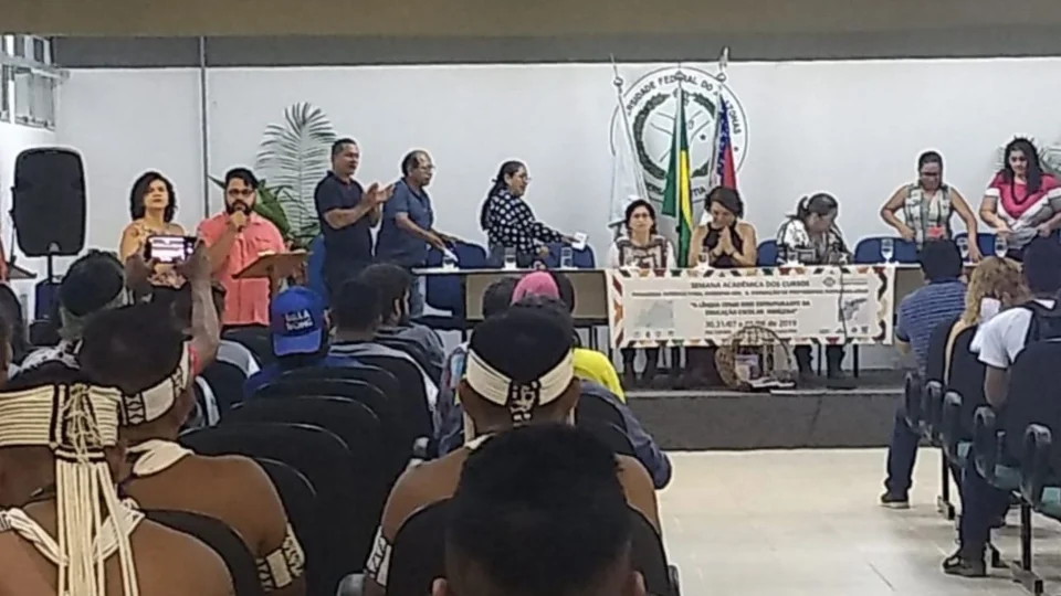 UEA e Ufam promovem evento para formação de professores indígenas