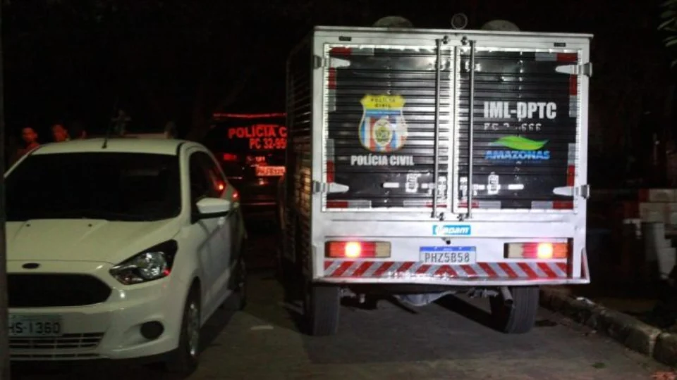 Homem é assassinado pelo enteado com facada no coração