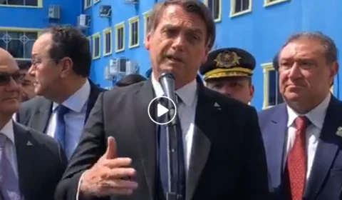 ‘Nós não vamos entrar na psicose ambiental’, diz Bolsonaro sobre desmatamento na Amazônia