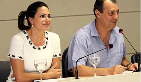 VÍDEO: Apesar de delegado da PF afirmar que ex-governador foi preso, assessoria de Omar Aziz nega prisão