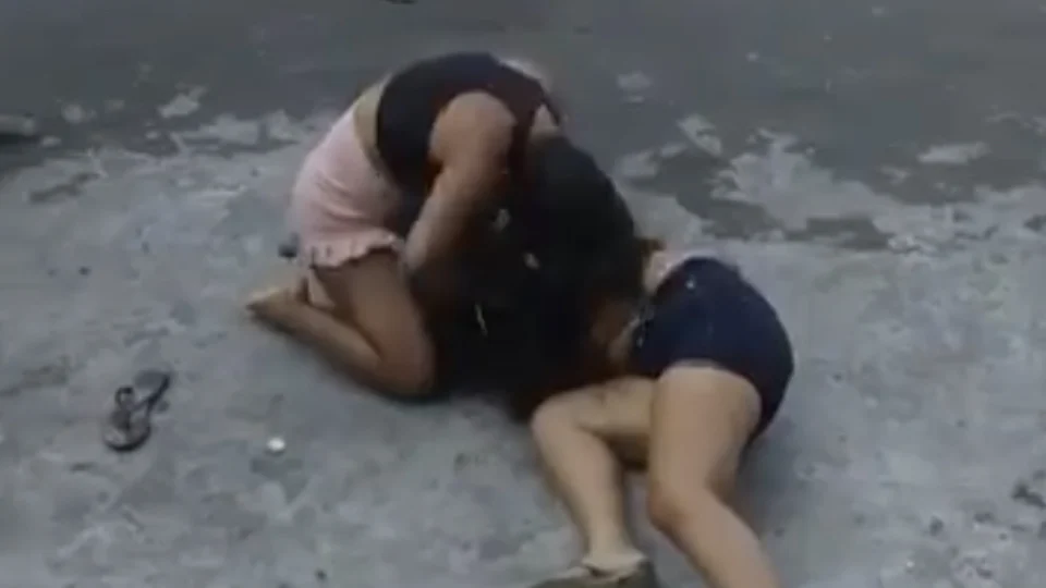 Vídeo mostra o momento em que mulher é morta no dia do seu aniversário na Colônia Oliveira Machado