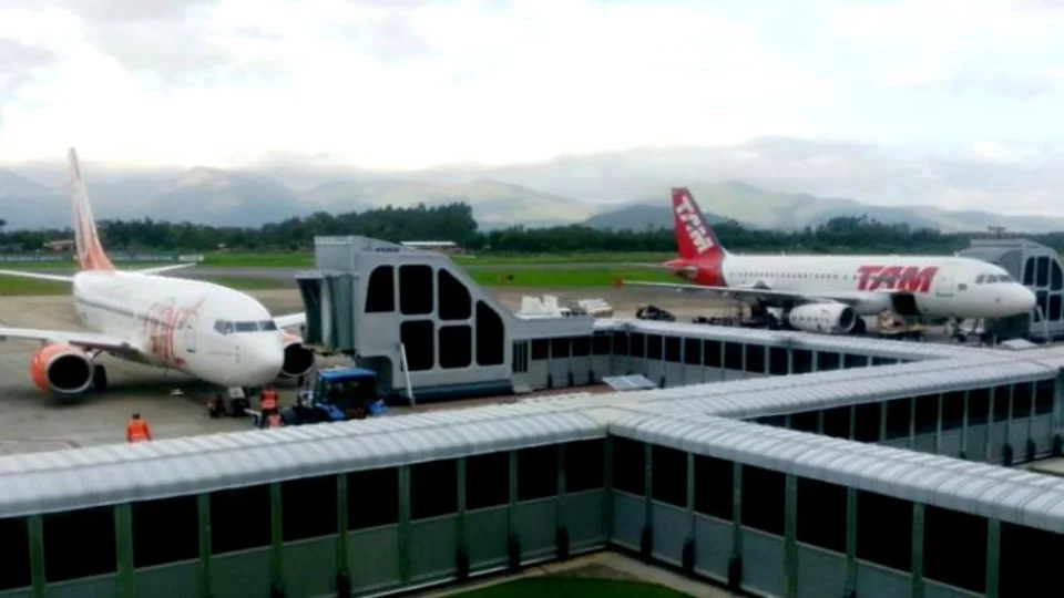 Fumaça de queimadas fecha o aeroporto de Porto Velho por uma hora