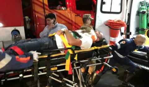 Grave acidente deixa motorista de aplicativo preso as ferragens no Coroado