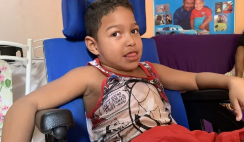 Cantor Uendel Pinheiro convoca público para feijoada solidária do “Valdinho”, no dia 8 de setembro