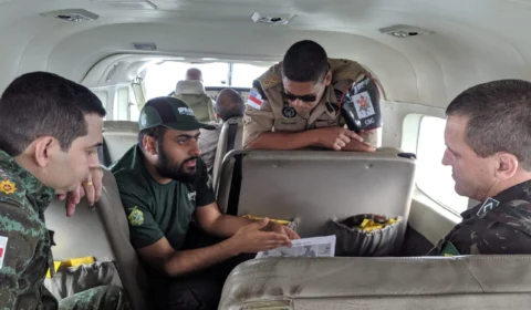 Exército e Governo sobrevoam áreas com foco de calor no Amazonas