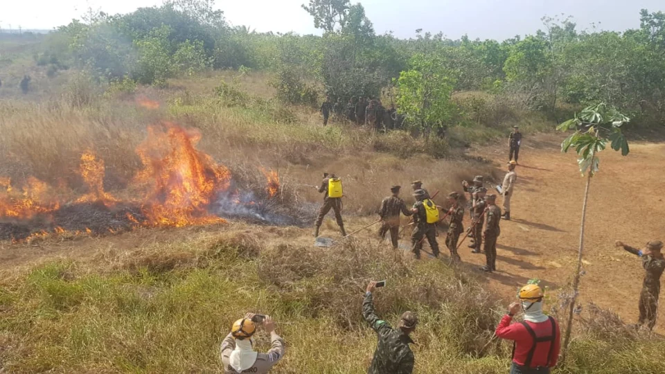 Militares do Exército em Humaitá (AM) recebem capacitação para combate a incêndios florestais