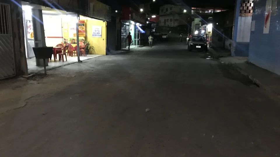 Mulher é atingida com tiro na cabeça durante assalto na Cidade de Deus