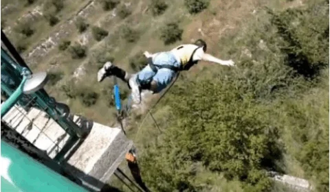 Os likes da morte: ‘Youtuber’ morre ao pular de paraquedas