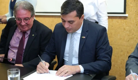 Amazonas fecha parceria com chineses para promover turismo