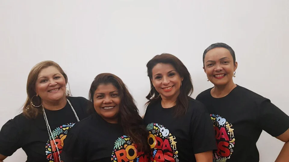 “Rodas com Elas” no Teatro Amazonas