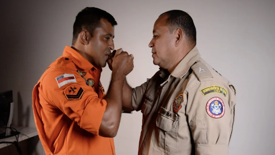 Pais da Segurança Pública contam como conciliam o trabalho com os filhos