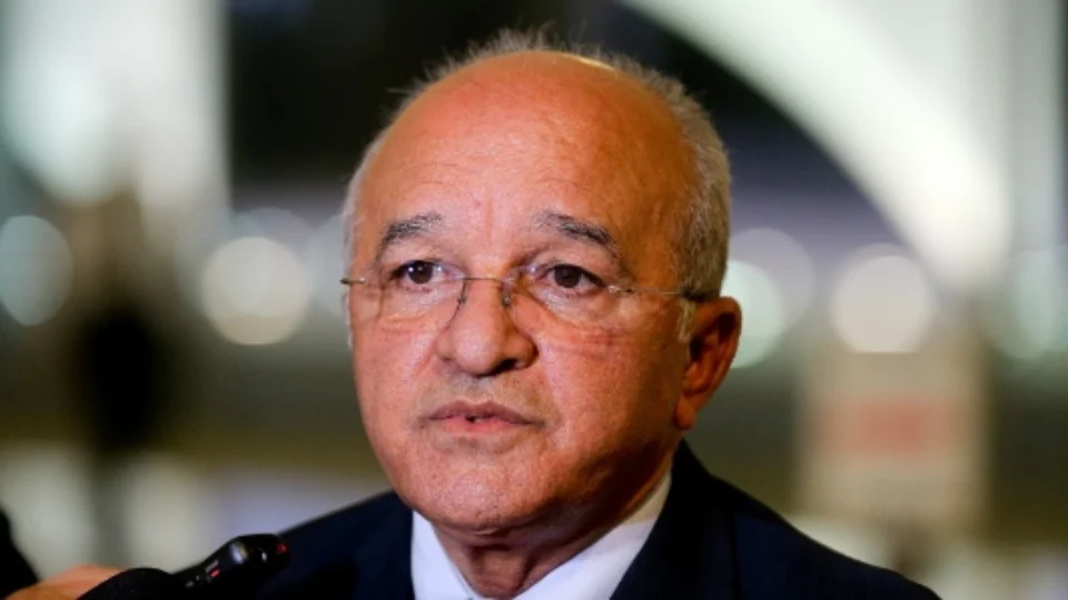 MAUS CAMINHOS: José Melo passa por interrogatório na Justiça Federal