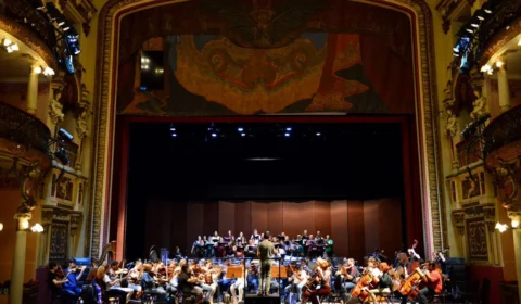 Concertos, espetáculos e peça com Eduardo Sterblitch são destaques no Teatro Amazonas, em agosto