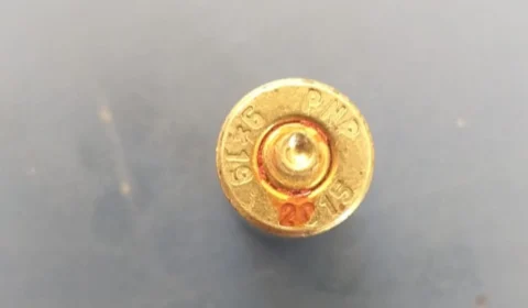 Grupo armado abre fogo em frente  a Boate de Tabatinga (AM) e dois militares morrem