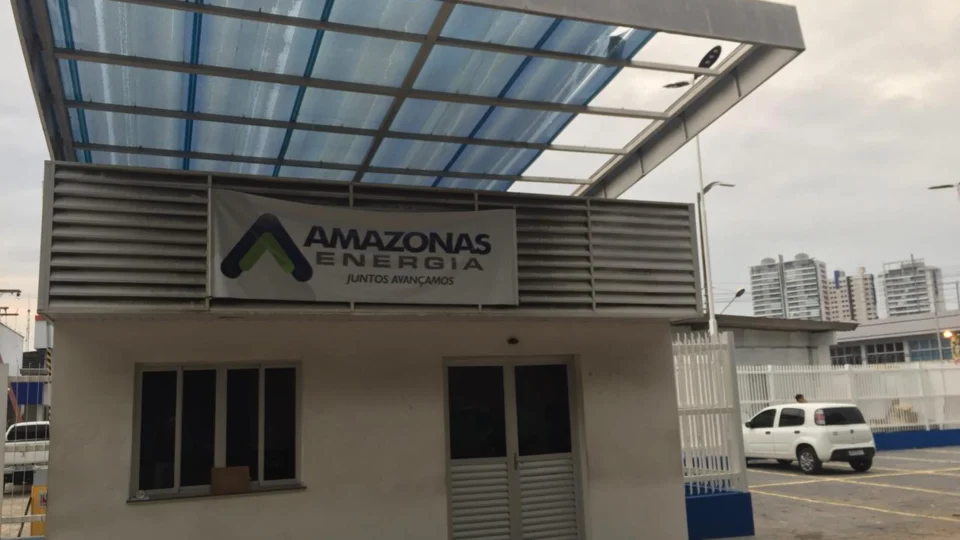 Assalto no estacionamento da Amazonas Energia causa pânico entre os funcionários