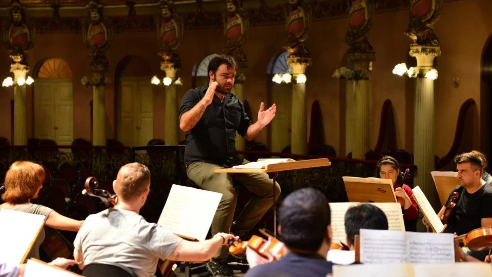 Amazonas Filarmônica apresenta “As Valsas Não Vienenses”, no Teatro Amazonas