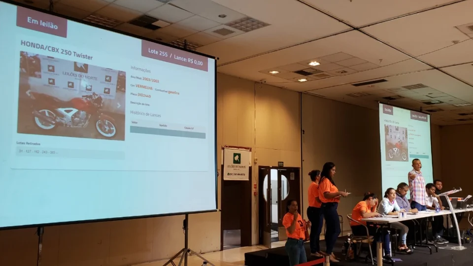 Inspeção de veículos que serão leiloados pelo Detran-AM é até sexta