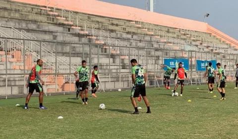 Manaus FC intensifica treinos para final; 30 mil ingressos já foram vendidos
