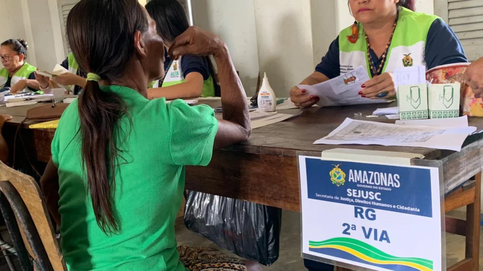 Governo do Amazonas oferece emissão de documentos em Tabatinga