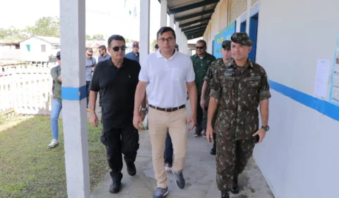 Em visita a pelotão de fronteira, Wilson Lima exalta papel do Exército no combate ao tráfico e crimes ambientais