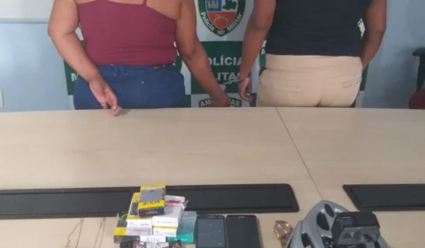 Irmãs vendem água e drogas na rua e vão presas no Centro de Manaus