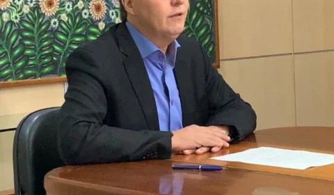 Governo ainda definirá novo gestor para Seduc, após saída de Luiz Castro