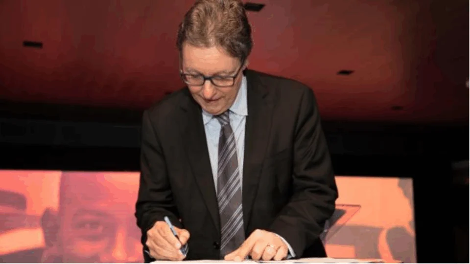 Seduc: Secretário Luiz Castro pede demissão