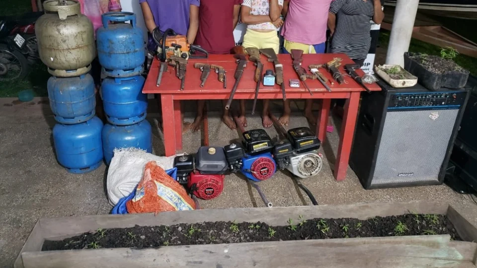 Bando é detido por tráfico e roubo em Manaquiri