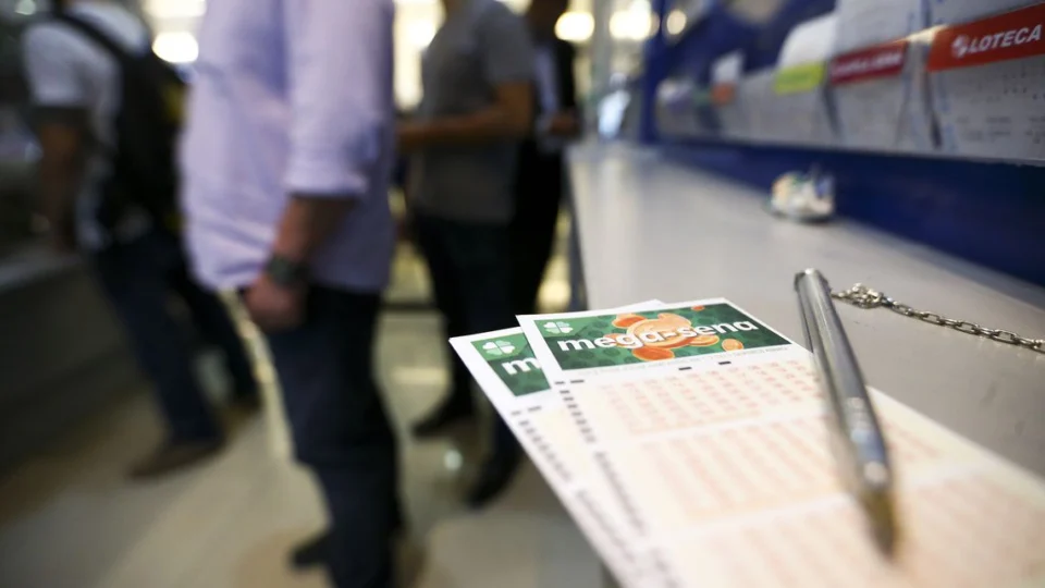 32 milhões podem ser pagos nesta terça-feira pela Mega-Sena