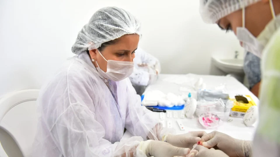 Manaus convoca aprovados no concurso da Semsa para realizarem procedimentos de admissão