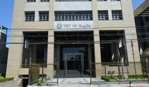 Industriária que teve seio tocado em Manaus, ganha R$ 48,7 mil em ação