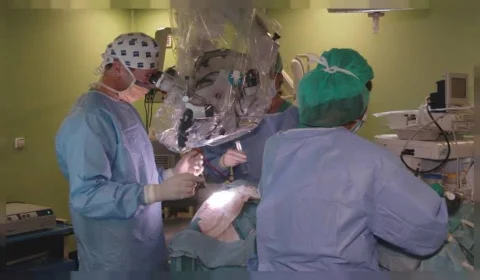 Parceria entre unidades hospitalares deve acelerar neurocirurgias em Manaus