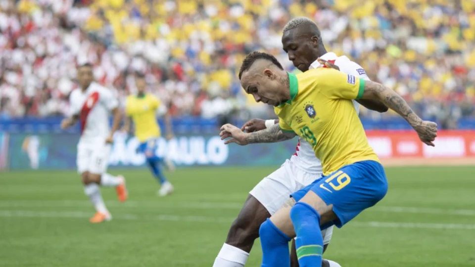 Brasil x Peru | Horário, local, onde assistir e possíveis escalações