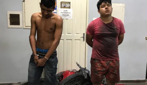 Polícia prende dupla desmanchando moto roubada no Nova Cidade