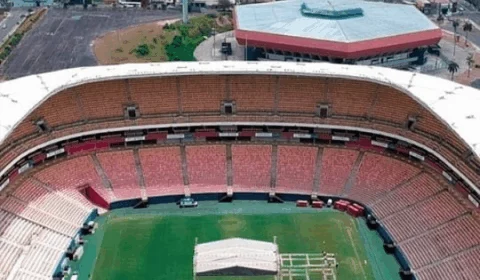 ‘Vamo’ pular! O Palco do show de Sandy e Junior já começa a ser montado, na Arena da Amazônia