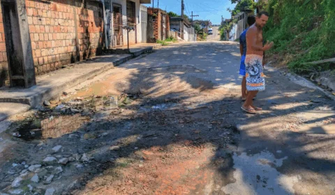 Retornamos! Após dois meses, crateras persistem em ruas do Colônia Terra Nova