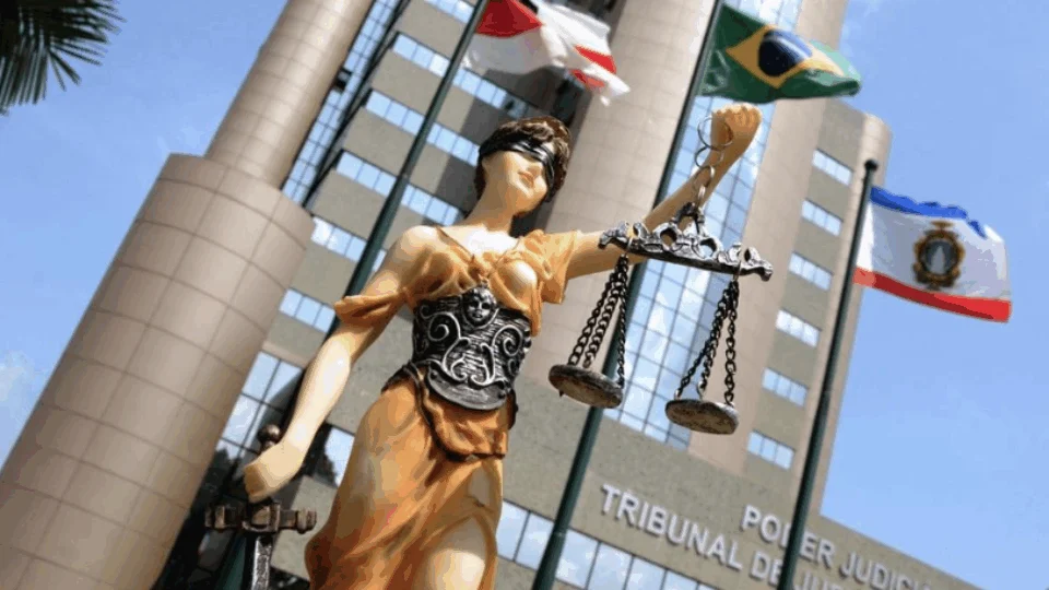 Após tentar matar com 15 facadas, homem é julgado e condenado a 8 anos de prisão, em Manaus
