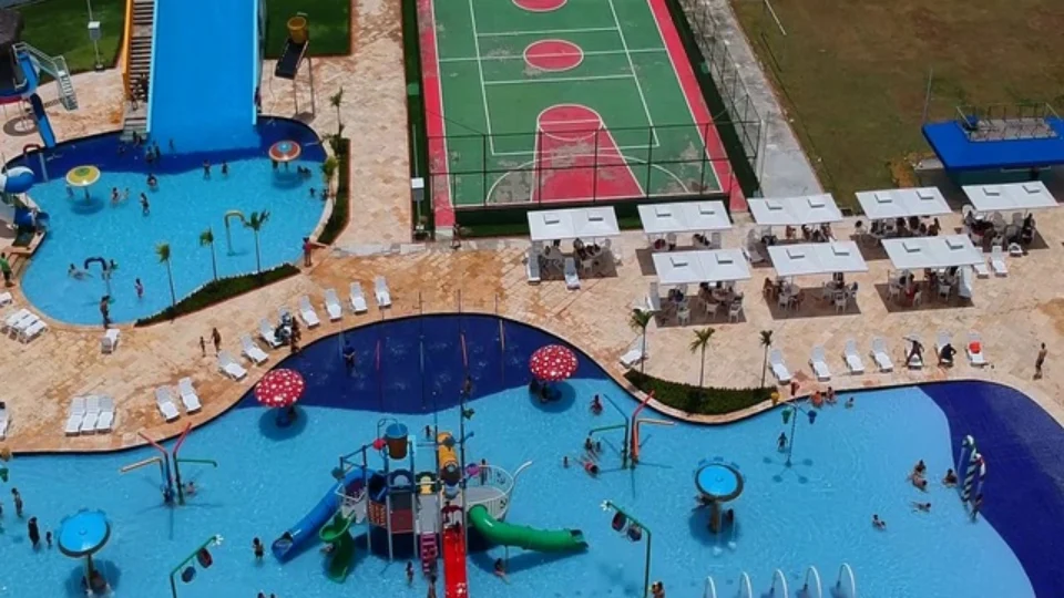 Parque aquático volta a ser alvo do Procon em Manaus por “tentar enganar o consumidor”