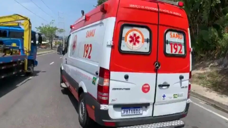 Homem é ferido por tiros durante tentativa de assalto em avenida da Zona Norte de Manaus