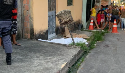 Homem que já havia sido jurado de morte é assassinado a facadas na zona Norte de Manaus