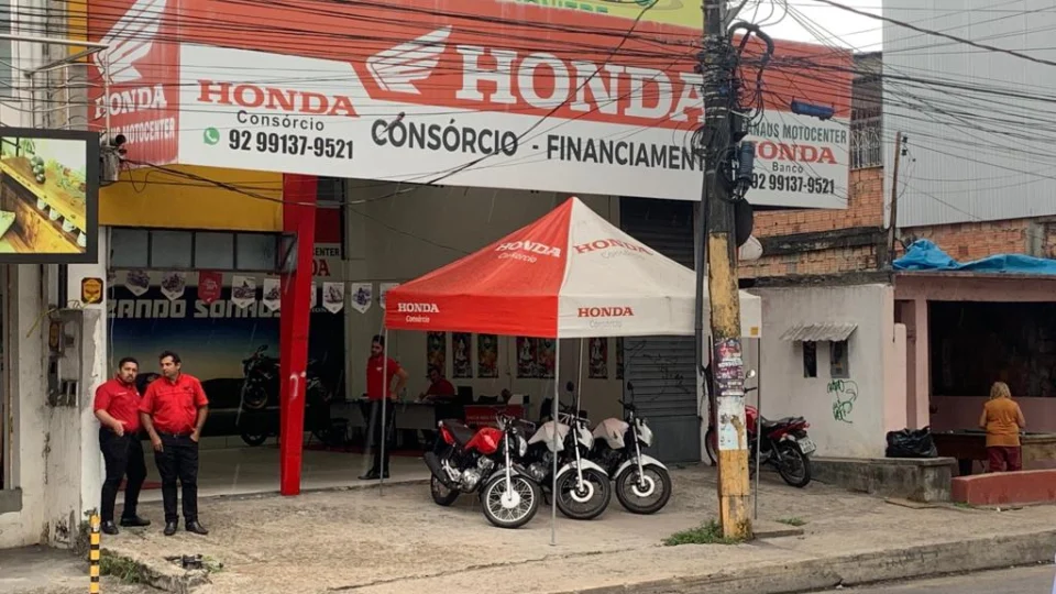 Funcionários de concessionária de motos são assaltados no local de trabalho no Manoa