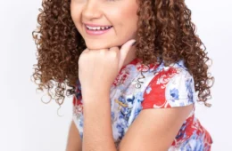 Ex-The Voice Kids Raylla Araújo realiza primeiro show no Teatro Amazonas, neste sábado