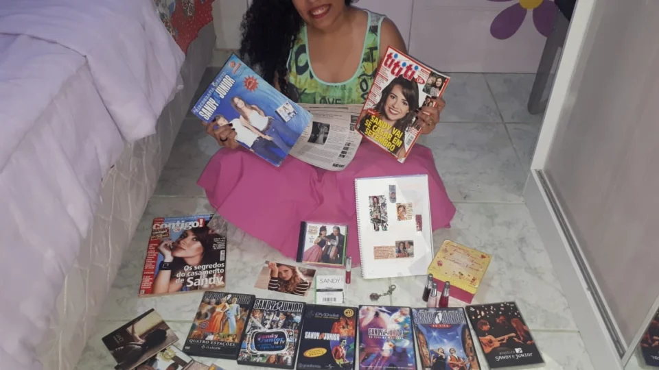 ‘Eu era criança, não tinha ninguém pra ir comigo’, diz fã de Sandy e Junior que vai pela primeira vez ao Show.