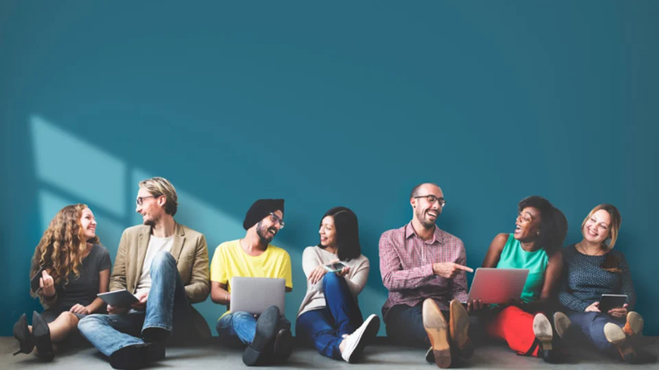 Globo, Facebook e mais 55 empresas com vagas de estágio e trainee