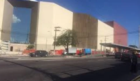 Tarado é preso por abuso sexual de menino em banheiro de shopping em Manaus