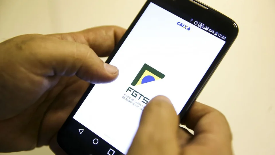 Confira como pedir a renda básica emergencial de R$ 600