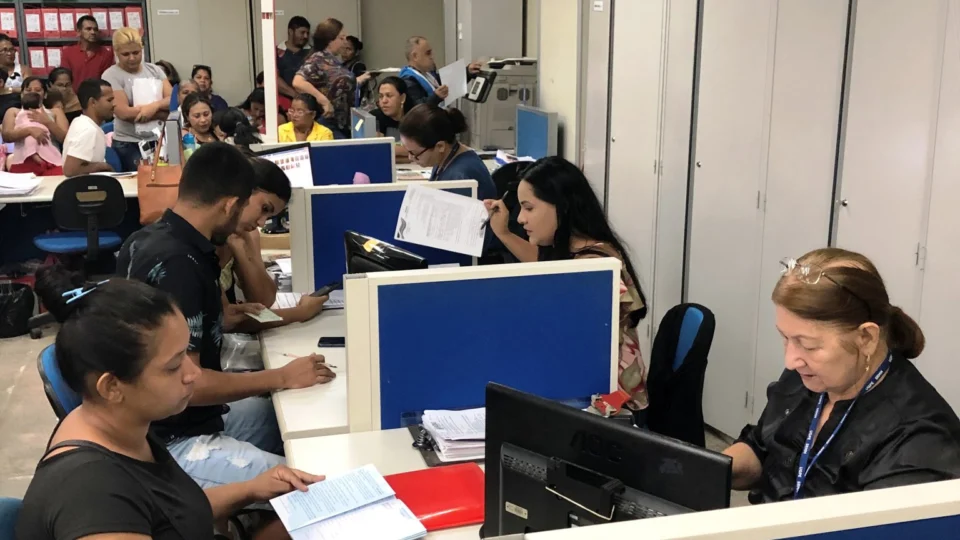 Processos de desapropriações no Igarapé do Quarenta, no trecho Silves-Maués, começam ser oficializados pela Suhab