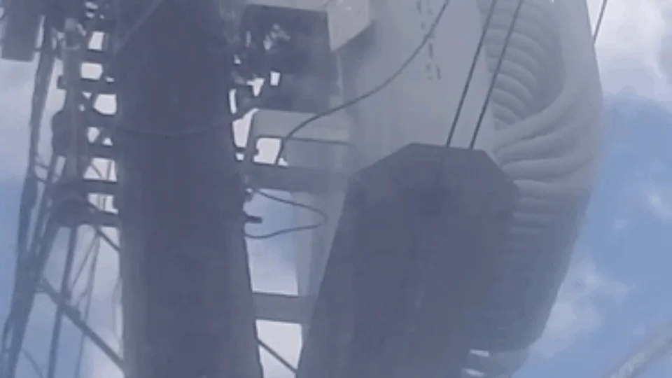 Transformador em chamas preocupa moradores do bairro Colônia Terra Nova