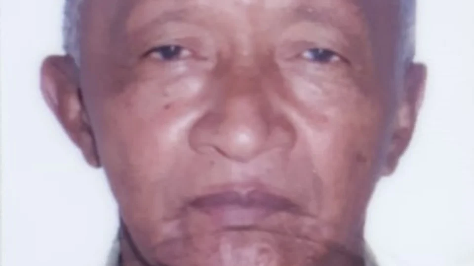 Idoso sai de casa e desaparece em Manaus